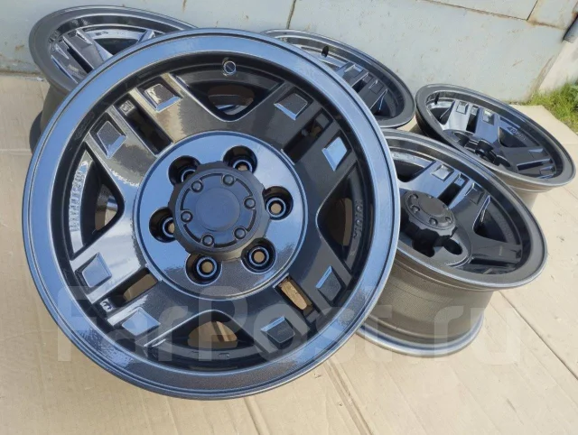 Продам комплект дисков 6х139.70 R 15 Toyota во Тольятти
